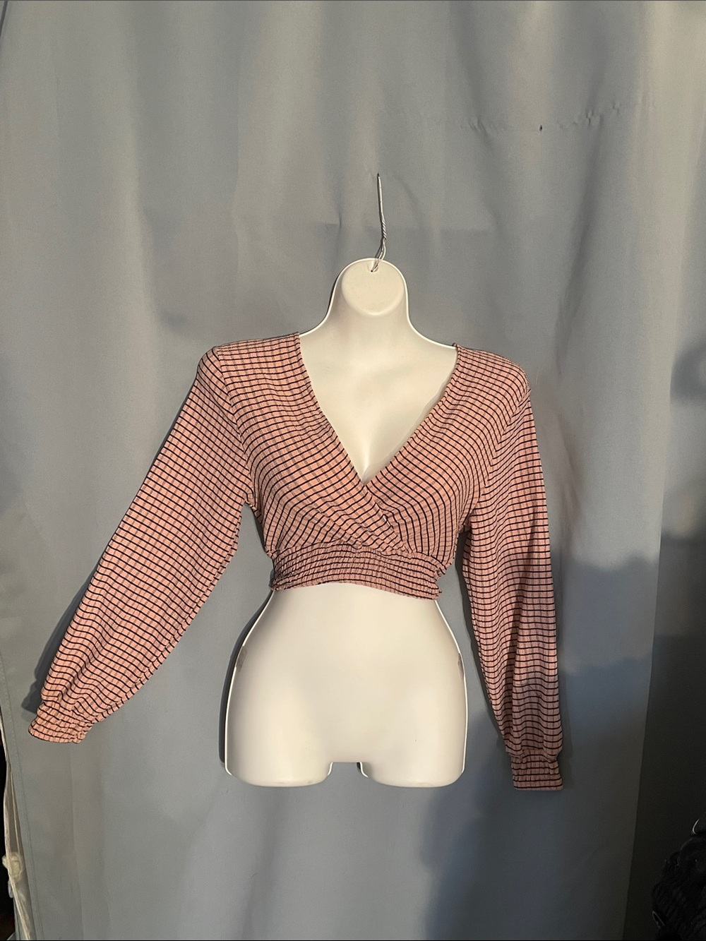 Divided Pink Checkwrap V-Neck Long-Sleeve Crop Top